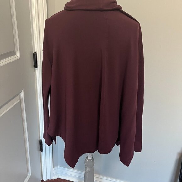 Athleta Maroon Cowl Neck Swing Sweatshirt Excellent Condition Size M - Picture 2 of 2